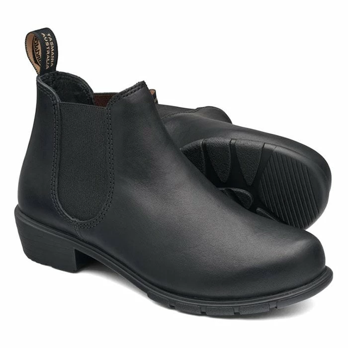 Blundstone #2068 Women's Series Low Heel Ankle Boot In Black - Image 2