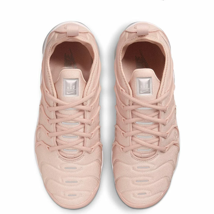 Nike Women's Air VaporMax Plus Shoe - Image 4