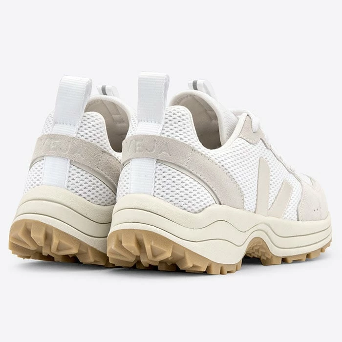 Veja Women's Venturi Alveomesh Sneaker - Image 2
