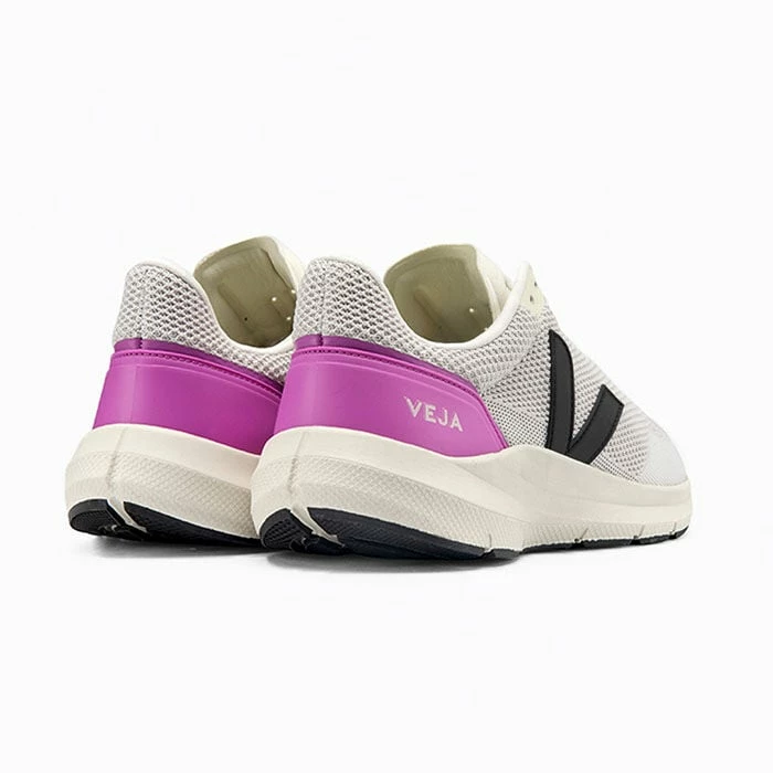 Veja Women's Marlin V-Knit Running Shoe - Image 2